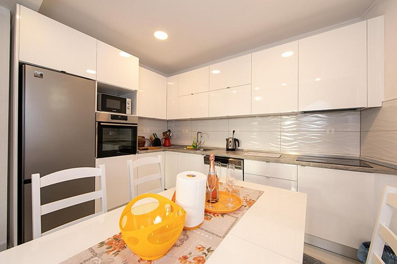 Apartment Tucepi 6695A Extérieur photo