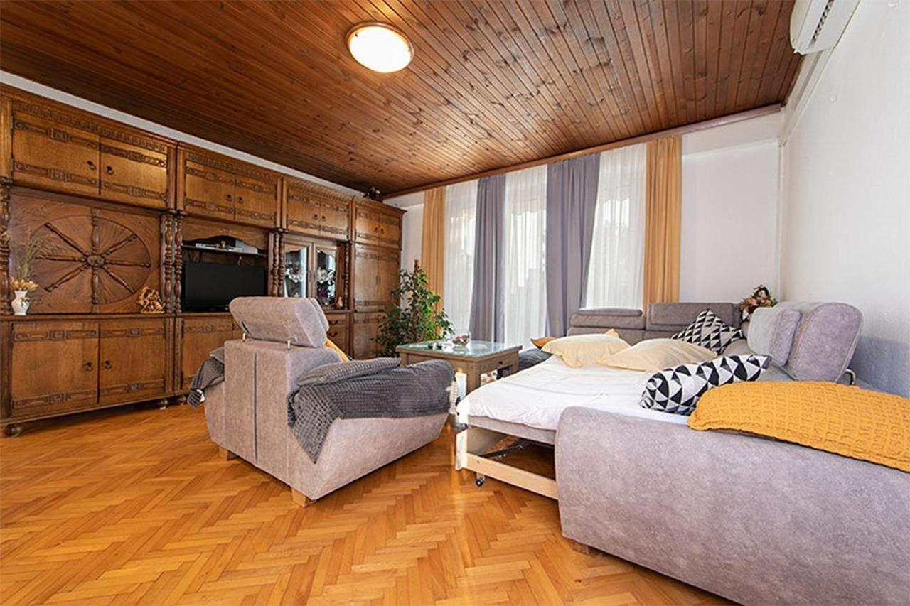 Apartment Tucepi 6695A Extérieur photo
